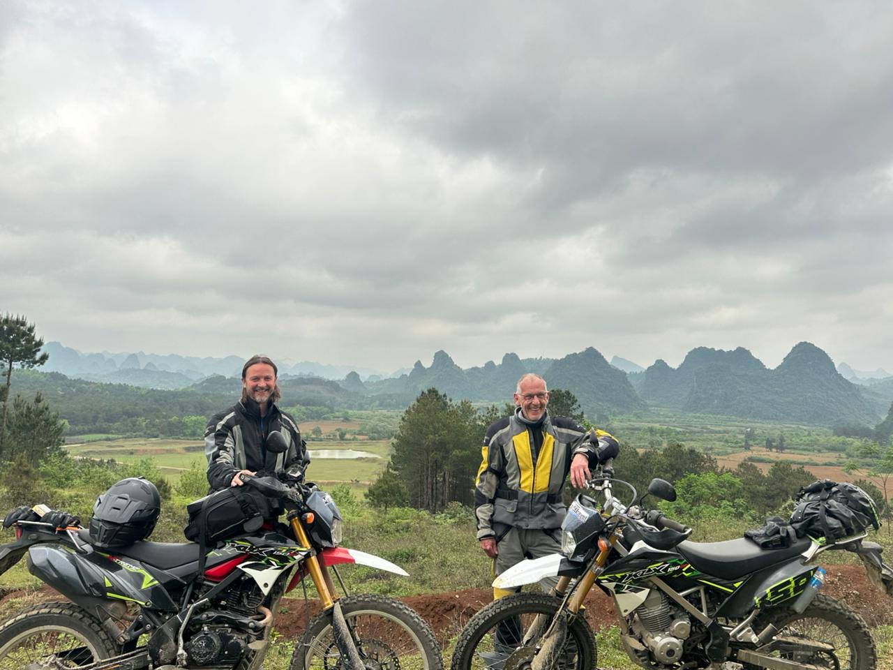 Motorradreise mit leichten Motorrädern in Vietnam